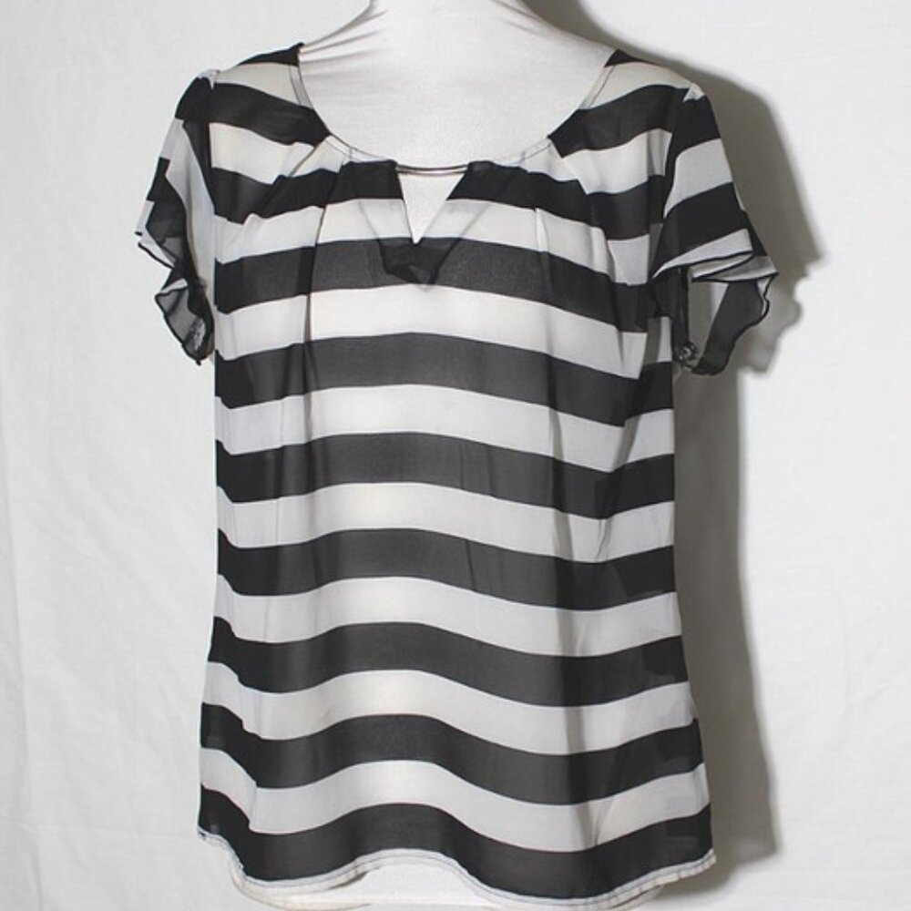 Zac & Rachel Blouse Top Flutter Sleeve Black & White sz Medium